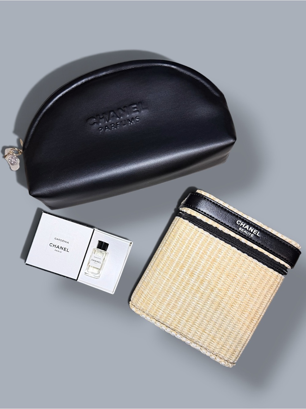 CHANEL Beauty Pouch Bundle Woven Bag Gardenia Mini GWP Set